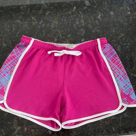 Under Armour athletic shorts, M - Picture 1 of 2